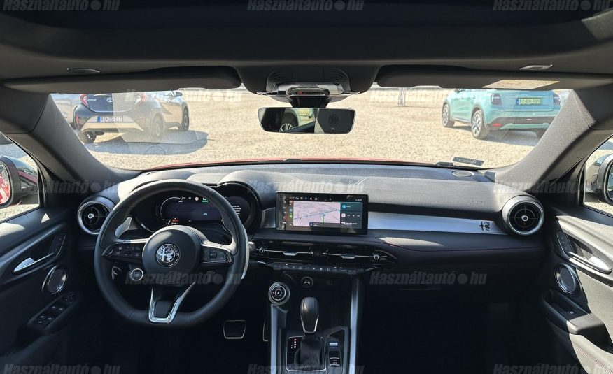 ALFA ROMEO TONALE 1.5 e-Hybrid Tributo DCT ÁFA-s Tartós bérletre is!