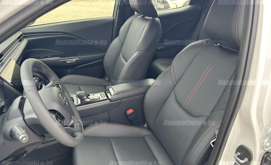 LEXUS LBX 1.5 Hybrid Elegant Tech e-CVT CSAK Tartós bérletre!