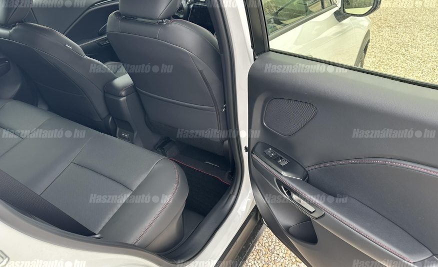 LEXUS LBX 1.5 Hybrid Elegant Tech e-CVT CSAK Tartós bérletre!