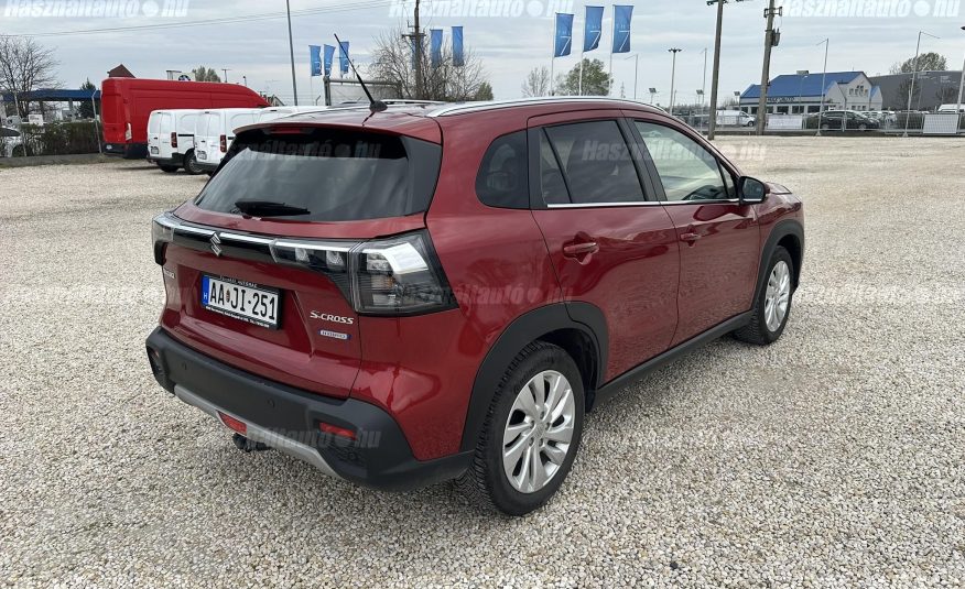 SUZUKI S-CROSS 1.4 Hybrid GL+ 4WD Levehető vonóhorog. első tulajdonostól