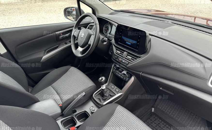 SUZUKI S-CROSS 1.4 Hybrid GL+ 4WD Levehető vonóhorog. első tulajdonostól