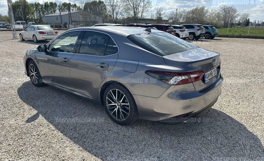 TOYOTA CAMRY 2.5 Hybrid Executive VIP CVT