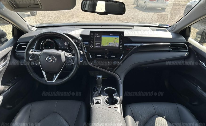 TOYOTA CAMRY 2.5 Hybrid Executive VIP CVT