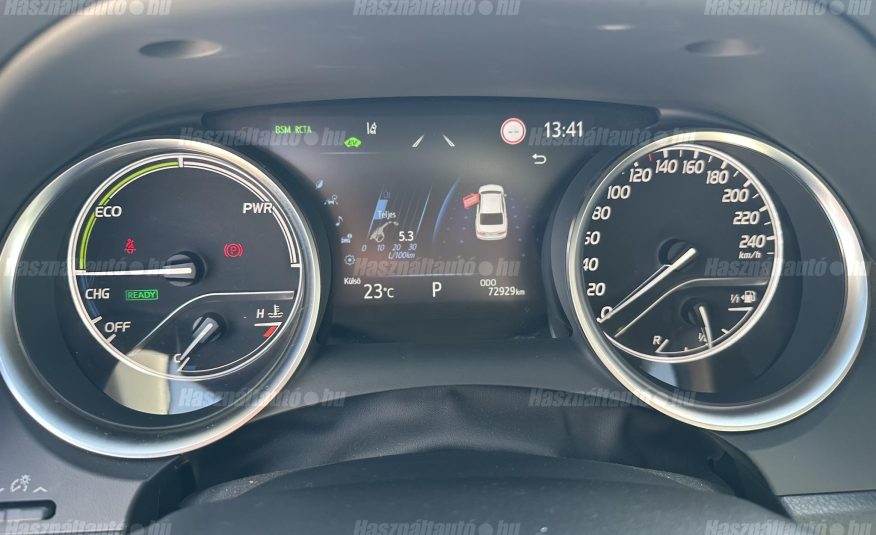 TOYOTA CAMRY 2.5 Hybrid Executive VIP CVT