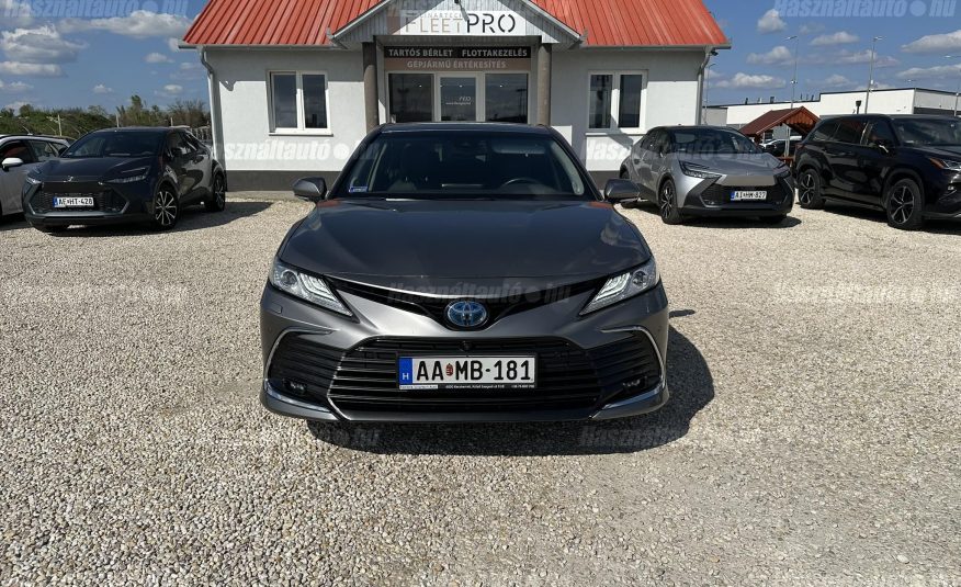 TOYOTA CAMRY 2.5 Hybrid Executive VIP CVT