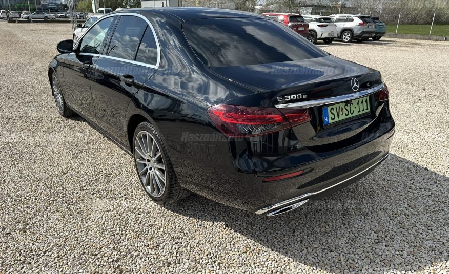 MERCEDES-BENZ E 300 e 9G-TRONIC Plug-in hybrid