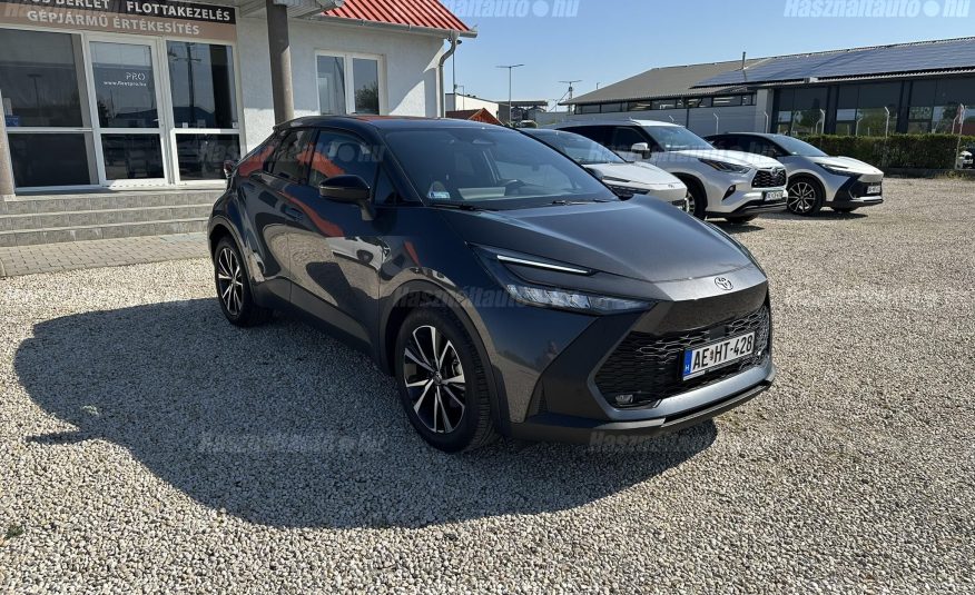 TOYOTA C-HR 1.8 Hybrid Style e-CVT ÁFA-s Friss szervízzel!