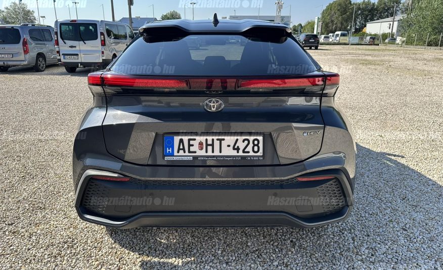 TOYOTA C-HR 1.8 Hybrid Style e-CVT ÁFA-s Friss szervízzel!