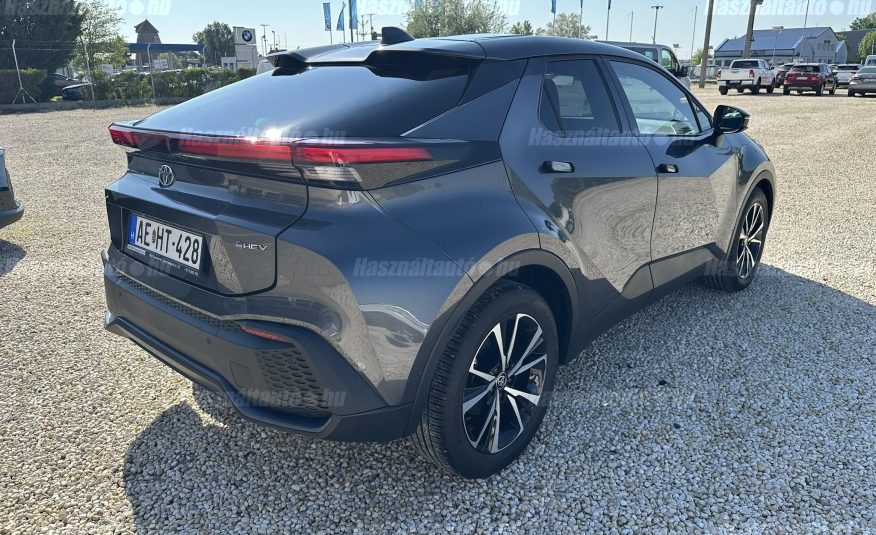 TOYOTA C-HR 1.8 Hybrid Style e-CVT ÁFA-s Friss szervízzel!