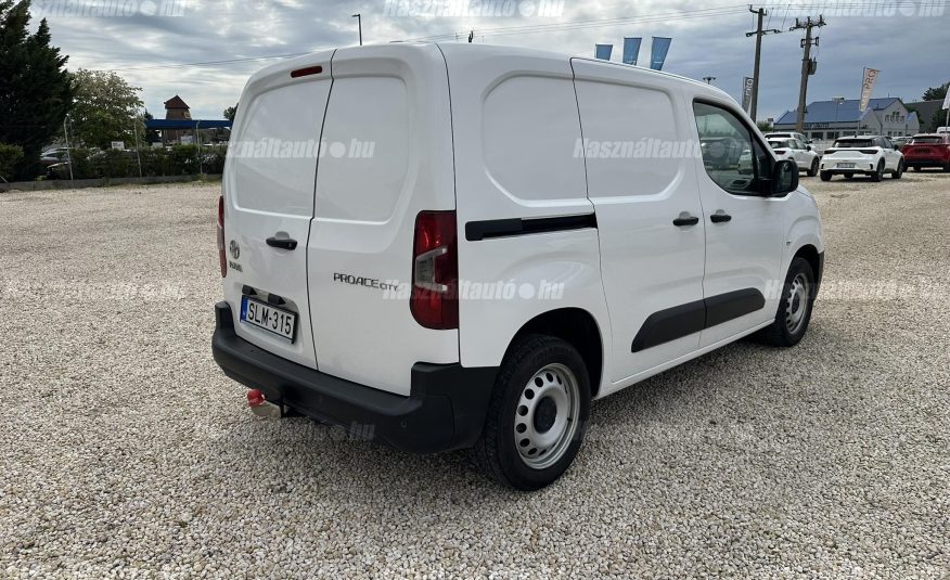TOYOTA PROACE City 1.5 D Active Plus L1H1 ÁFA-s. Vonóhorog
