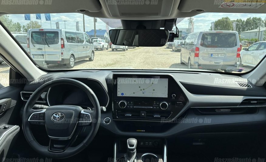 TOYOTA HIGHLANDER 2.5 Hybrid Prestige CVT ÁFA-s. Levehető Vonóhorog. Téli-nyári gumiabroncsokkal