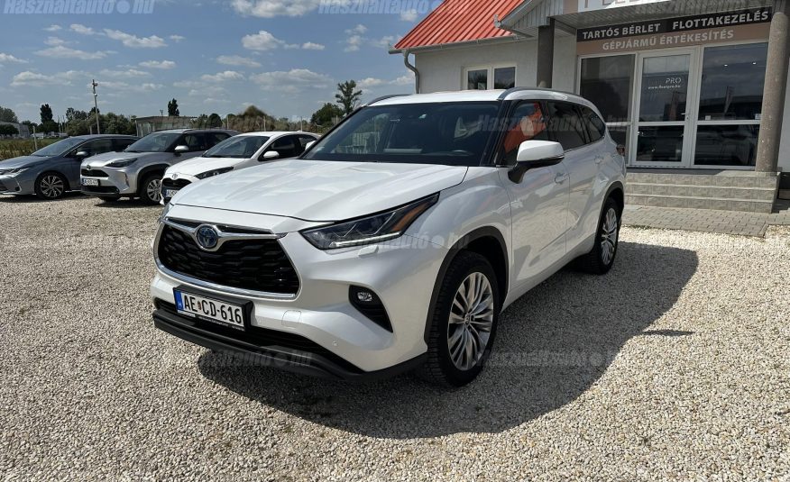 TOYOTA HIGHLANDER 2.5 Hybrid Prestige CVT ÁFA-s. Levehető Vonóhorog. Téli-nyári gumiabroncsokkal