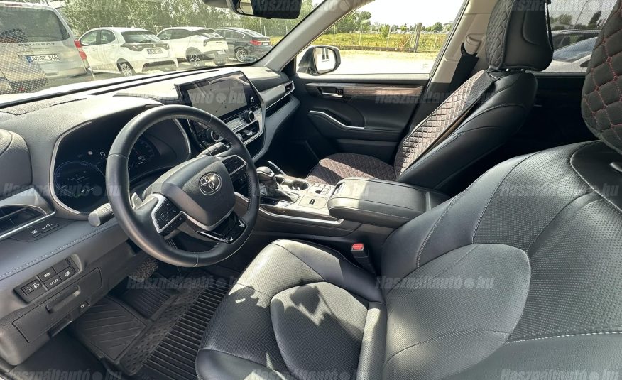TOYOTA HIGHLANDER 2.5 Hybrid Prestige CVT ÁFA-s. Levehető Vonóhorog. Téli-nyári gumiabroncsokkal