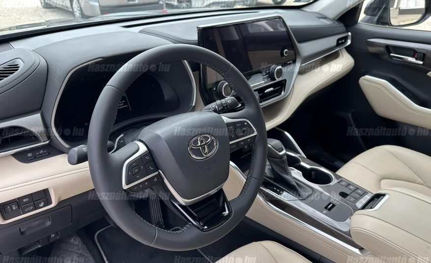 TOYOTA HIGHLANDER 2.5 Hybrid Prestige CVT üzembehelyezett 0km-es új autó! ÁFA-s