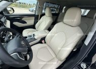 TOYOTA HIGHLANDER 2.5 Hybrid Prestige CVT üzembehelyezett 0km-es új autó! ÁFA-s