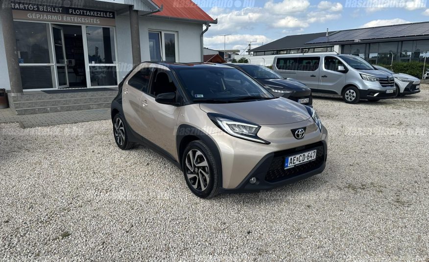 TOYOTA AYGO X 1.0 VVT-i Style Tech Vision Frissen szervizelt ÁFA-s