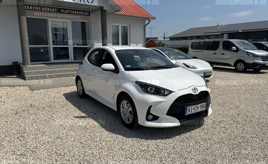 TOYOTA YARIS 1.5 Hybrid Comfort Business e-CVT ÁFA-s