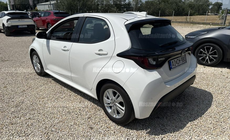 TOYOTA YARIS 1.5 Hybrid Comfort Business e-CVT ÁFA-s
