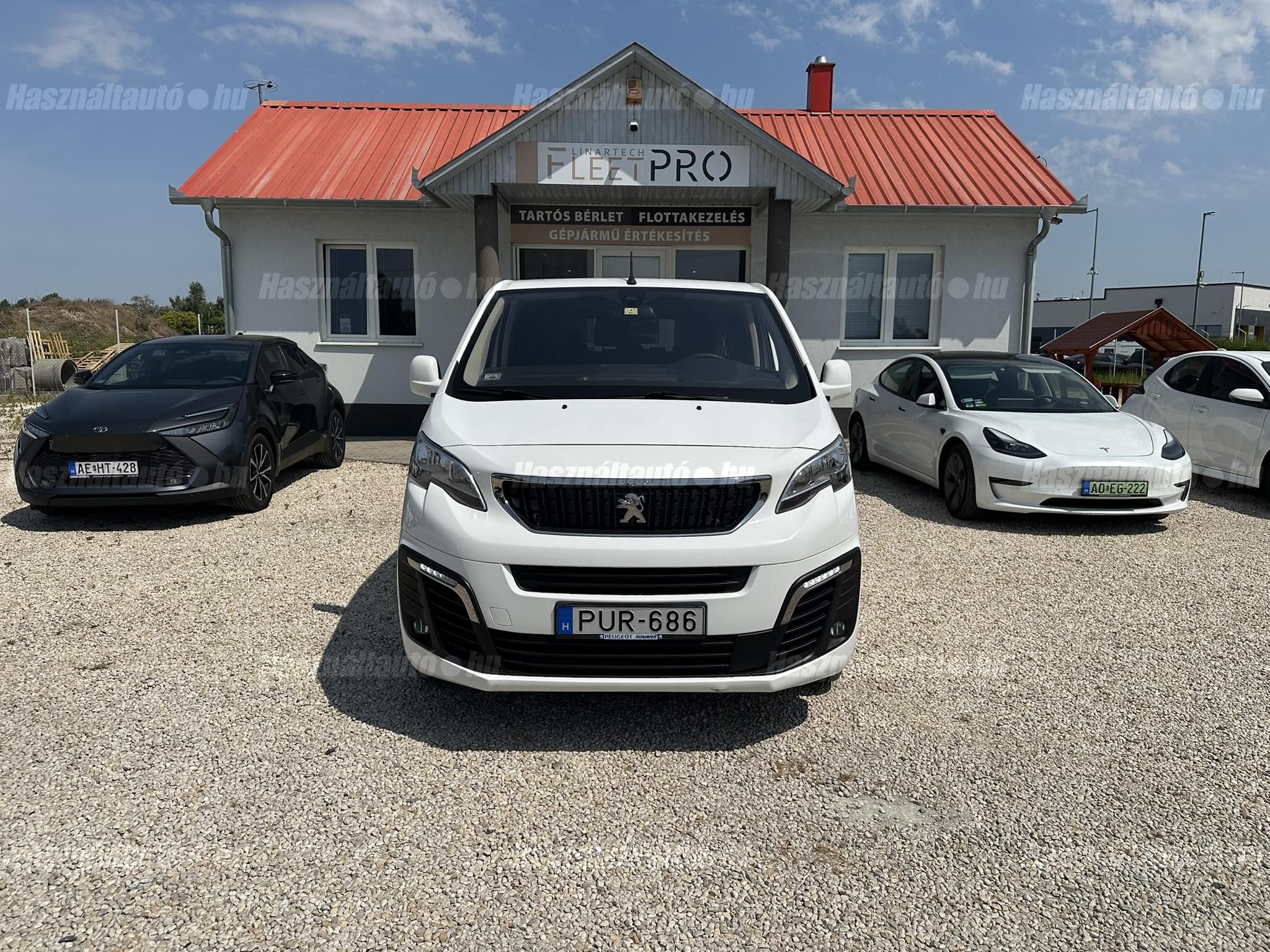 PEUGEOT TRAVELLER 1.6 BlueHDi L1 Start&Stop Business (9 személyes ) első tulajdonostól. KAVOSZ hitelre is!