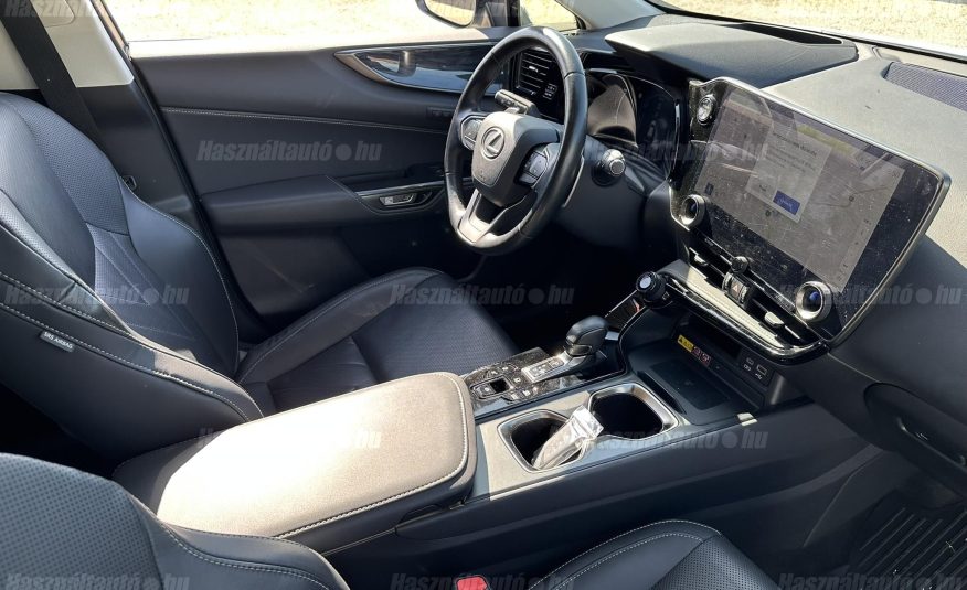 LEXUS NX 450h+ Prestige Plus AWD CVT ÁFA-s