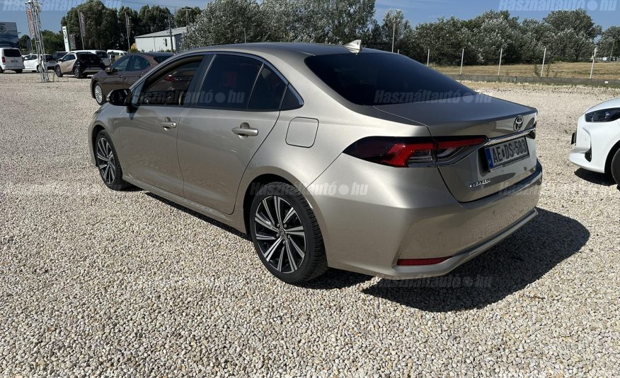 TOYOTA COROLLA Sedan 1.5 Comfort Style Tech ÁFA-s