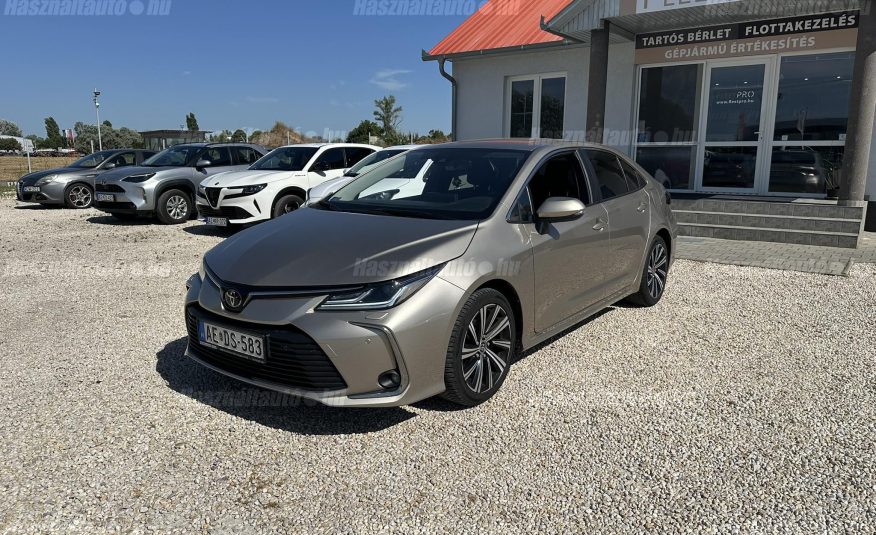 TOYOTA COROLLA Sedan 1.5 Comfort Style Tech ÁFA-s