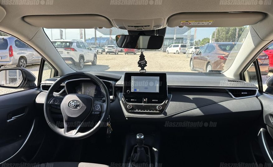 TOYOTA COROLLA Sedan 1.5 Comfort Style Tech ÁFA-s