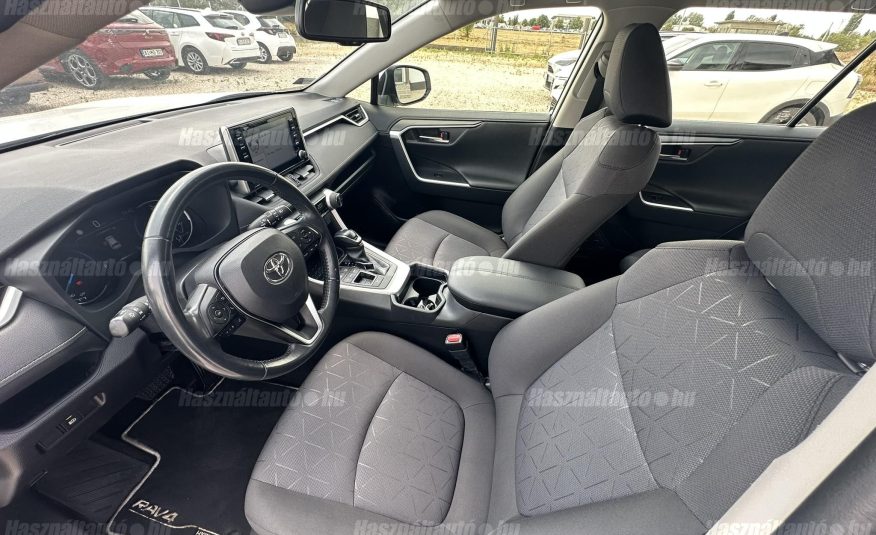 TOYOTA RAV 4 Rav4 2.5 Hybrid Comfort e-CVT ÁFA-s. Vonóhorog