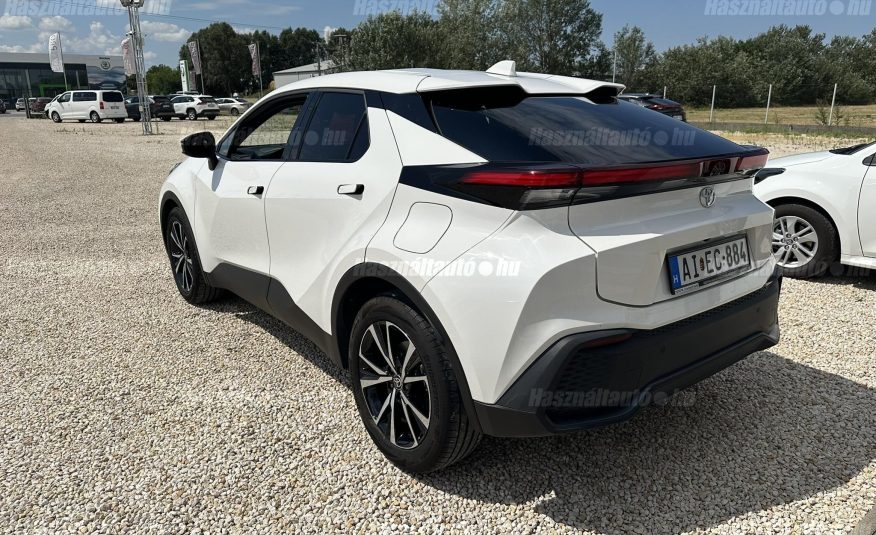 TOYOTA C-HR 1.8 Hybrid Style e-CVT ÁFA-s. Friss szervizzel!