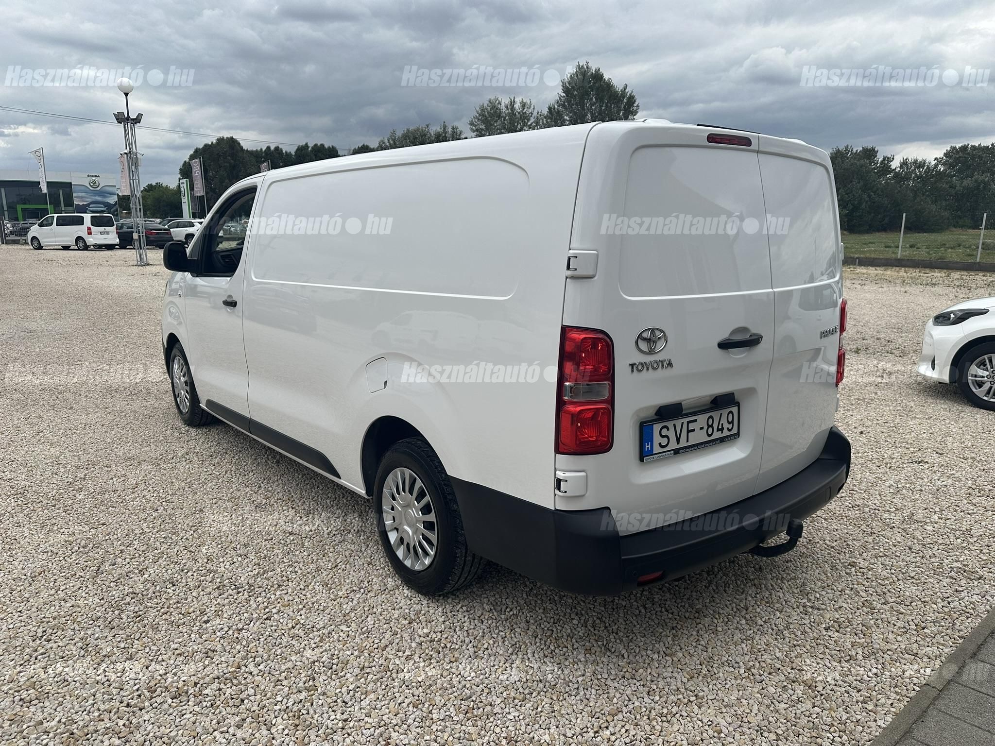 TOYOTA PROACE 2.0 D-4D Panel Van Active – L2H1 ÁFA-s. első tulajdonostól. végig szervizelt
