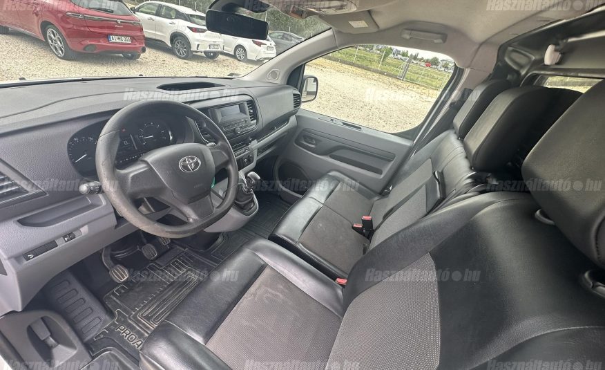 TOYOTA PROACE 2.0 D-4D Panel Van Active – L2H1 ÁFA-s. első tulajdonostól. végig szervizelt