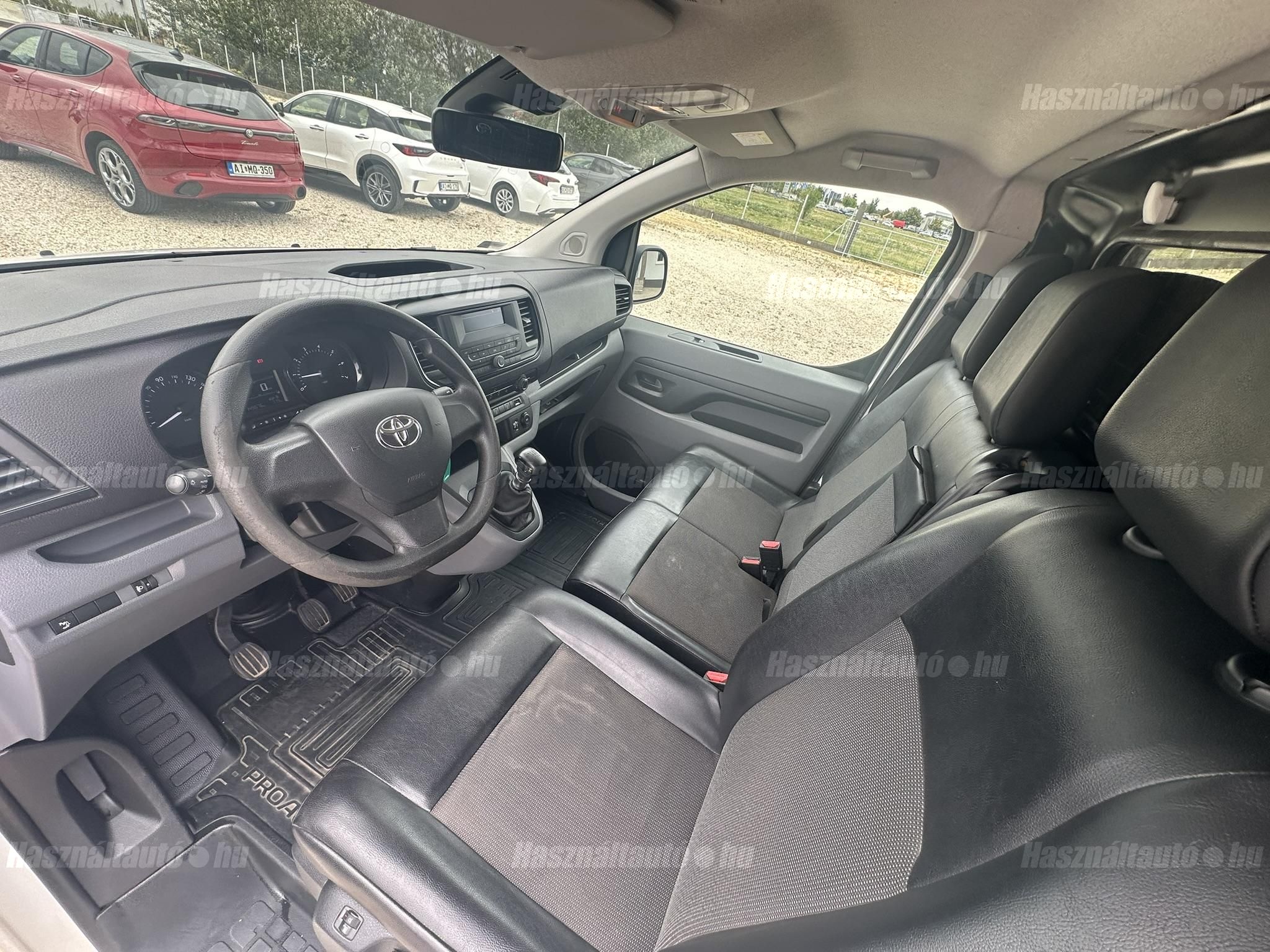 TOYOTA PROACE 2.0 D-4D Panel Van Active – L2H1 ÁFA-s. első tulajdonostól. végig szervizelt