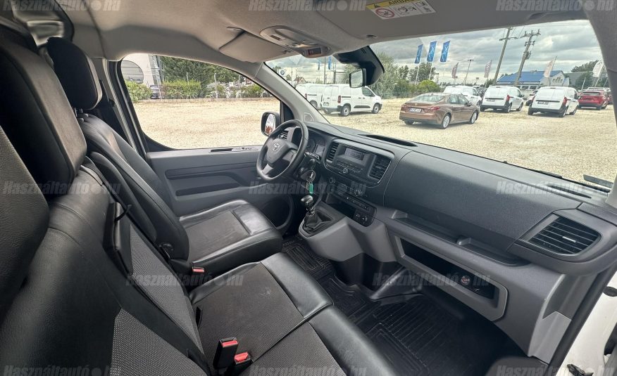 TOYOTA PROACE 2.0 D-4D Panel Van Active – L2H1 ÁFA-s. első tulajdonostól. végig szervizelt
