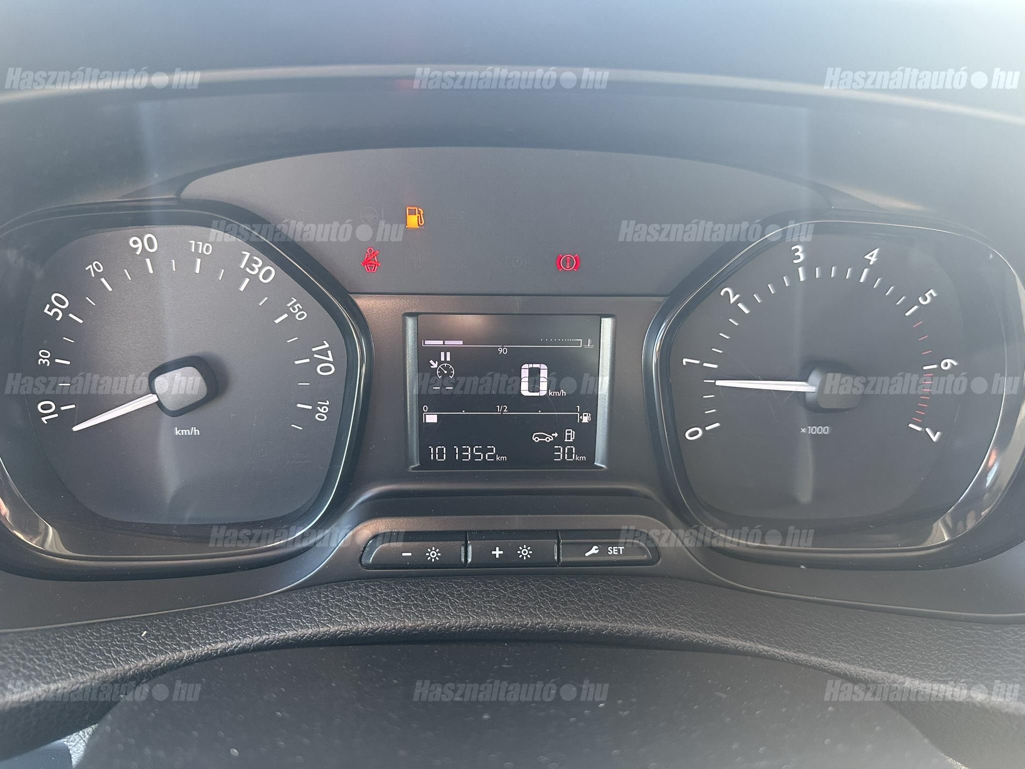 TOYOTA PROACE 2.0 D-4D Panel Van Active – L2H1 ÁFA-s. első tulajdonostól