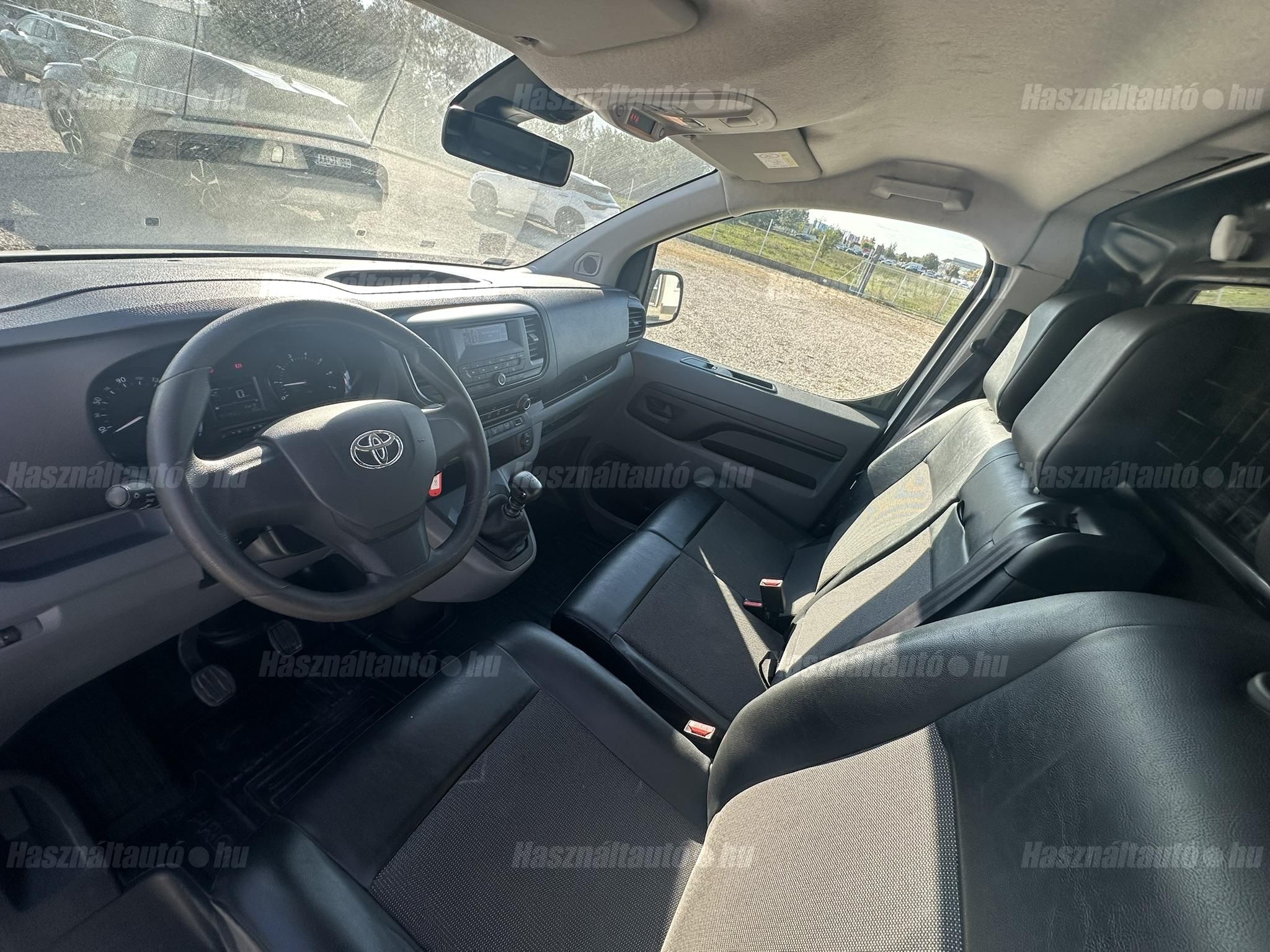 TOYOTA PROACE 2.0 D-4D Panel Van Active – L2H1 ÁFA-s. első tulajdonostól