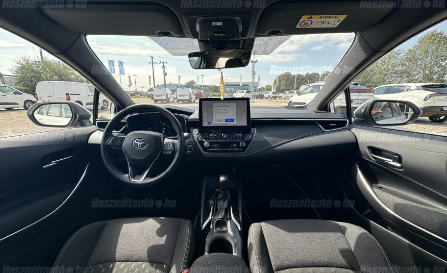 TOYOTA COROLLA 1.8 Hybrid Comfort Tech e-CVT ÁFA-s