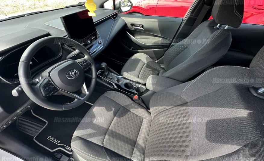 TOYOTA COROLLA 1.8 Hybrid Comfort Tech e-CVT ÁFA-s