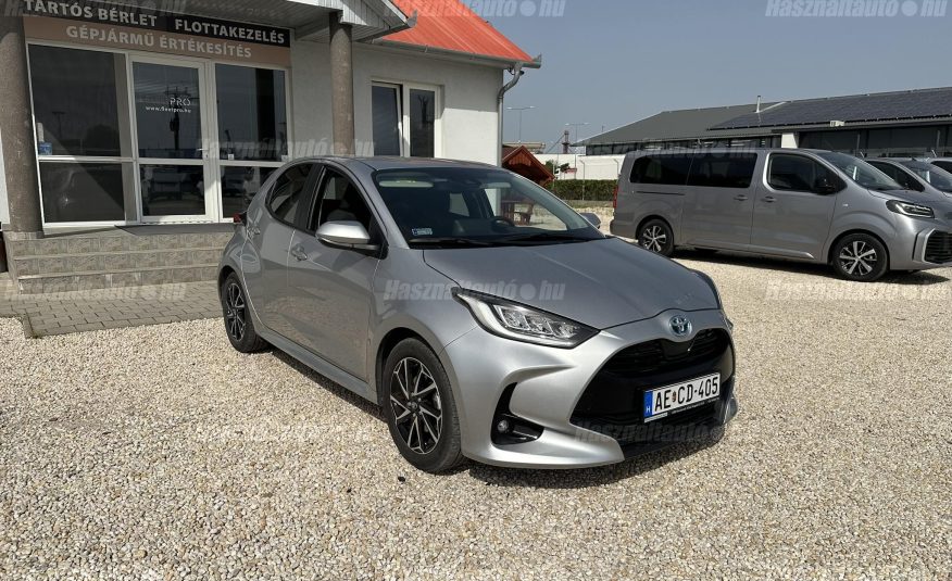 TOYOTA YARIS 1.5 Hybrid Comfort Style Tech e-CVT ÁFA-s. nyílt végű lízingre is!