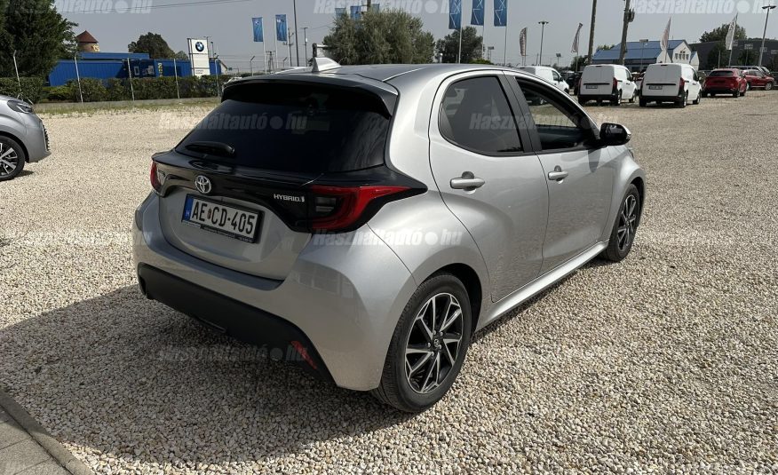 TOYOTA YARIS 1.5 Hybrid Comfort Style Tech e-CVT ÁFA-s. nyílt végű lízingre is!