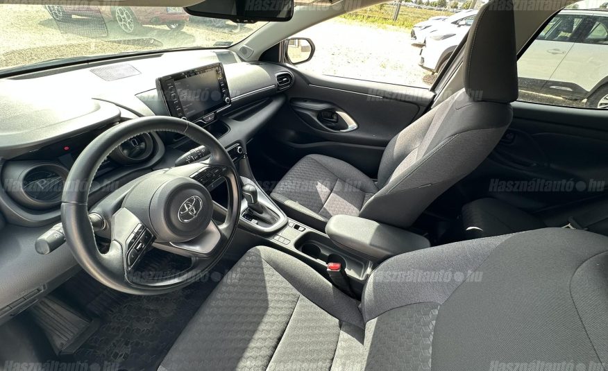 TOYOTA YARIS 1.5 Hybrid Comfort Style Tech e-CVT ÁFA-s. nyílt végű lízingre is!