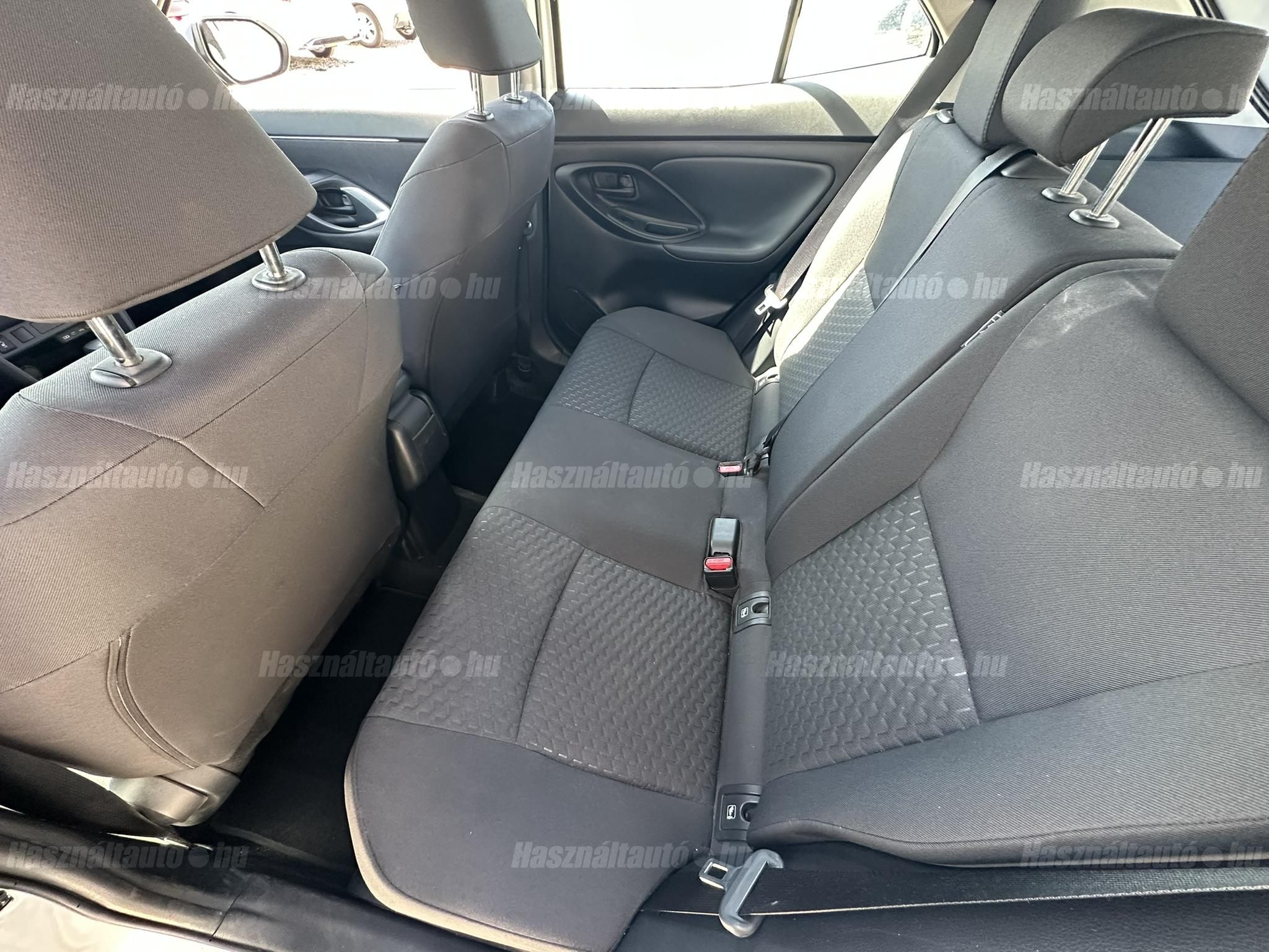 TOYOTA YARIS CROSS 1.5 Hybrid Comfort Business e-CVT ÁFA-s. nyílt végű lízingre is!