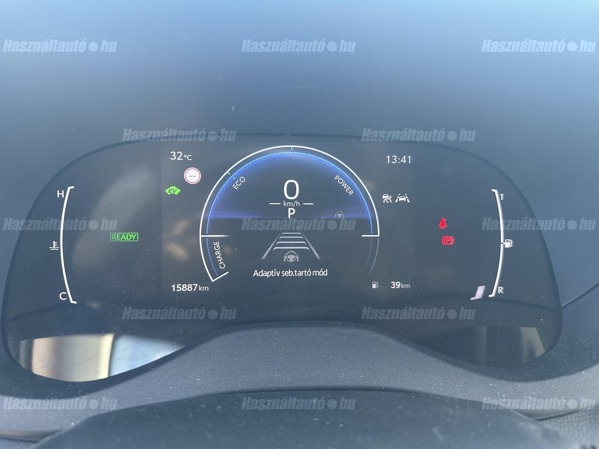 TOYOTA YARIS CROSS 1.5 Hybrid Comfort Business e-CVT ÁFA-s. nyílt végű lízingre is!