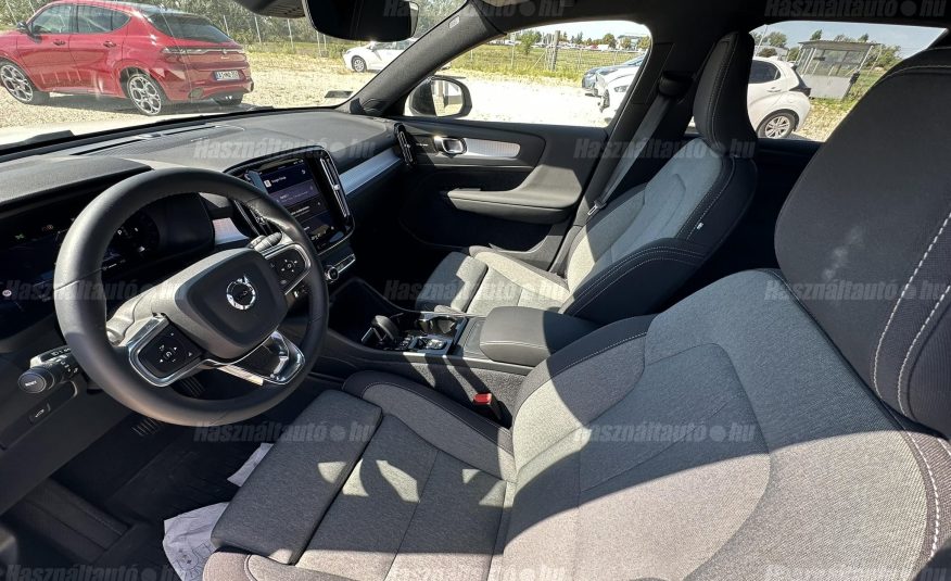 VOLVO XC40 2.0 [B4] MHEV Plus Dark DCT Első tulajdonostól!