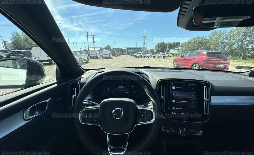 VOLVO XC40 2.0 [B4] MHEV Plus Dark DCT Első tulajdonostól!