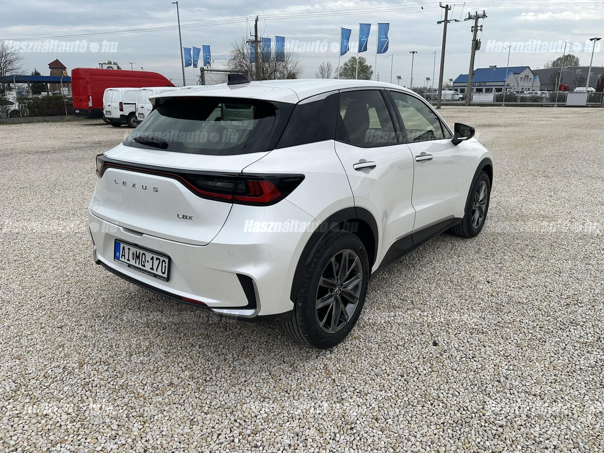 LEXUS LBX 1.5 Hybrid Elegant Tech e-CVT ÁFA-s. Tartós Bérletre vagy Nyílt végű lízingre is!