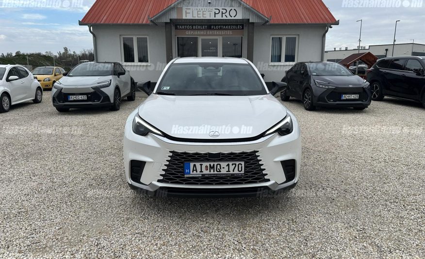 LEXUS LBX 1.5 Hybrid Elegant Tech e-CVT ÁFA-s. Tartós Bérletre vagy Nyílt végű lízingre is!