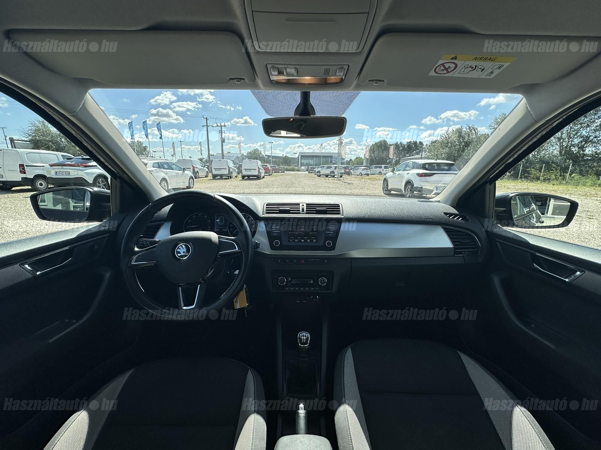SKODA FABIA 1.0 TSI Ambition Magyar. végig vezetett szervizkönyv. digitklíma. ülésfűtés