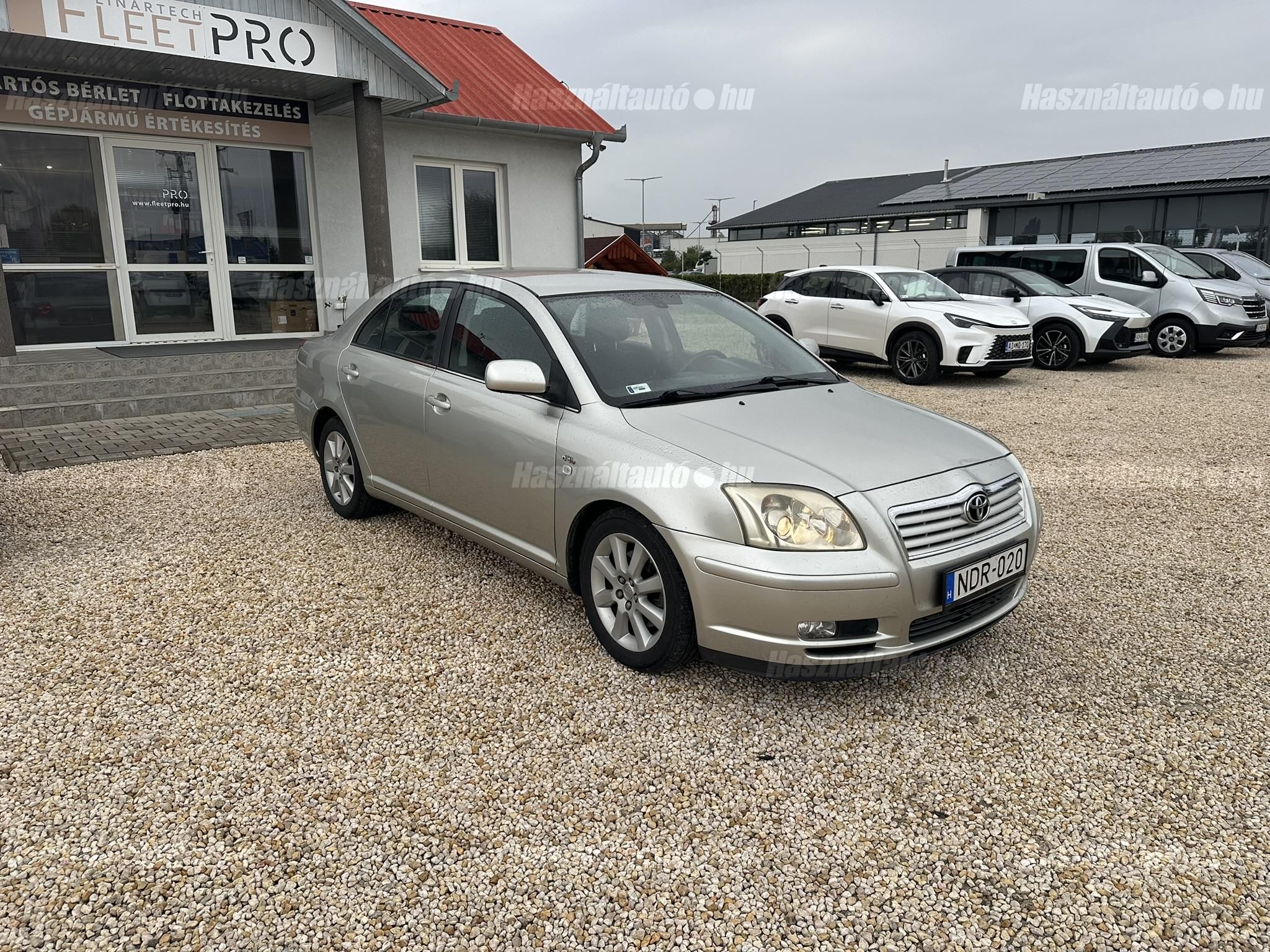 TOYOTA AVENSIS 2.0 D-4D Sol