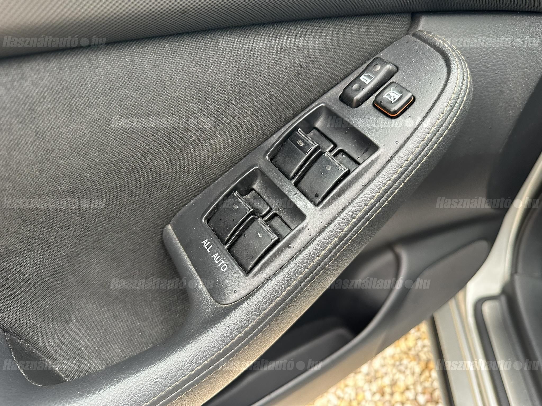 TOYOTA AVENSIS 2.0 D-4D Sol