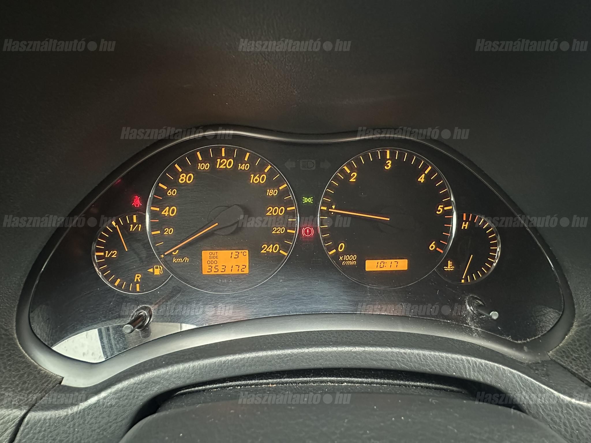 TOYOTA AVENSIS 2.0 D-4D Sol